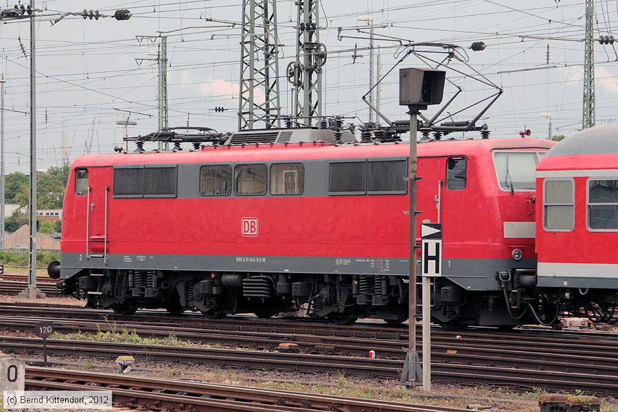 Deutsche Bahn - 111042-8
/ Bild: db1110428_bk1207200103.jpg