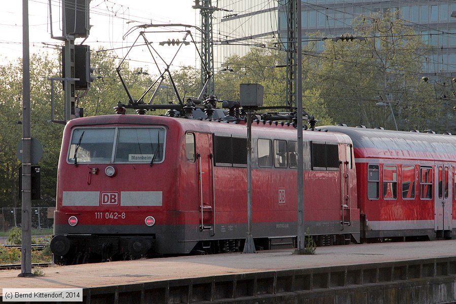 Deutsche Bahn - 111042-8
/ Bild: db1110428_bk1404100058.jpg