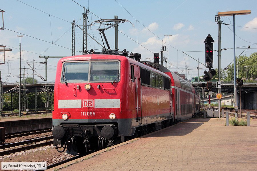 Deutsche Bahn - 111 095
/ Bild: db1110956_bk1404250030.jpg