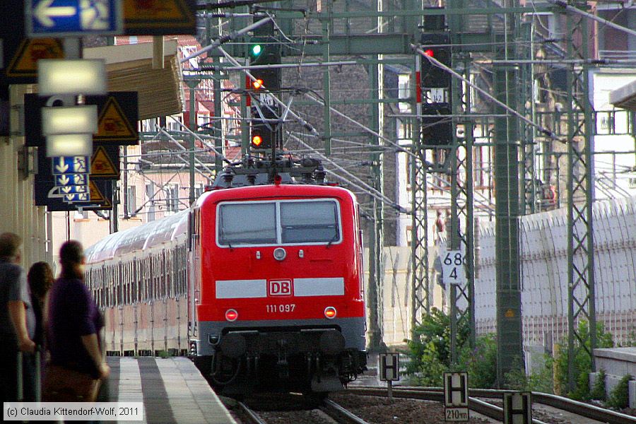 Deutsche Bahn - 111 097
/ Bild: db111097_cw1106210082.jpg