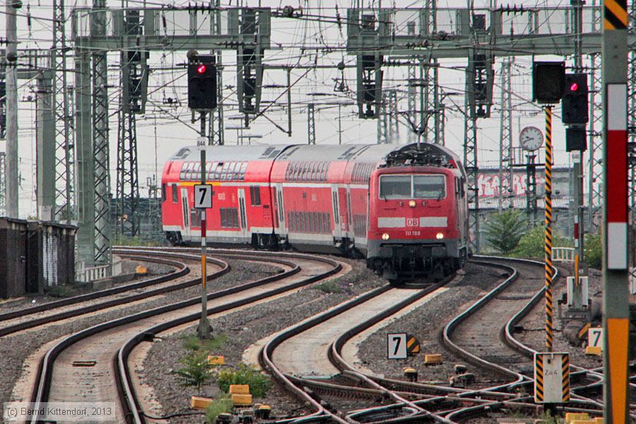 Deutsche Bahn - 111 188
/ Bild: db111188_bk1309120113.jpg
