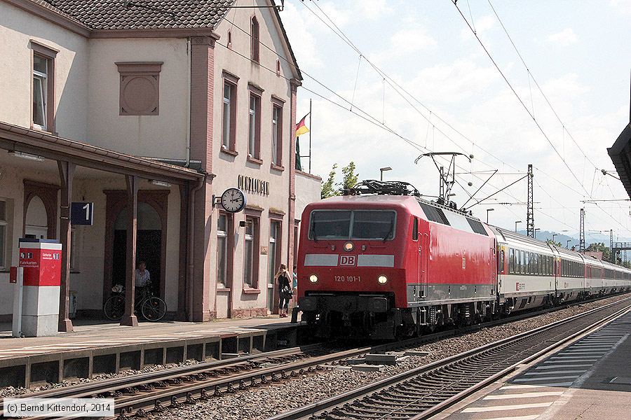 Deutsche Bahn - 120101-1
/ Bild: db1201011_bk1408010312.jpg