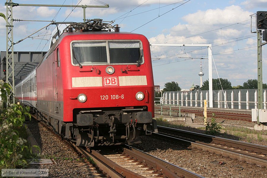 Deutsche Bahn - 120108-6
/ Bild: db1201086_bk0907200050.jpg Deutsche Bahn - 120108-6
/ Bild: db1201086_bk0907200050.jpg