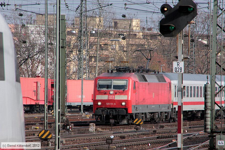 Deutsche Bahn - 120111-0
/ Bild: db1201110_bk1203270007.jpg