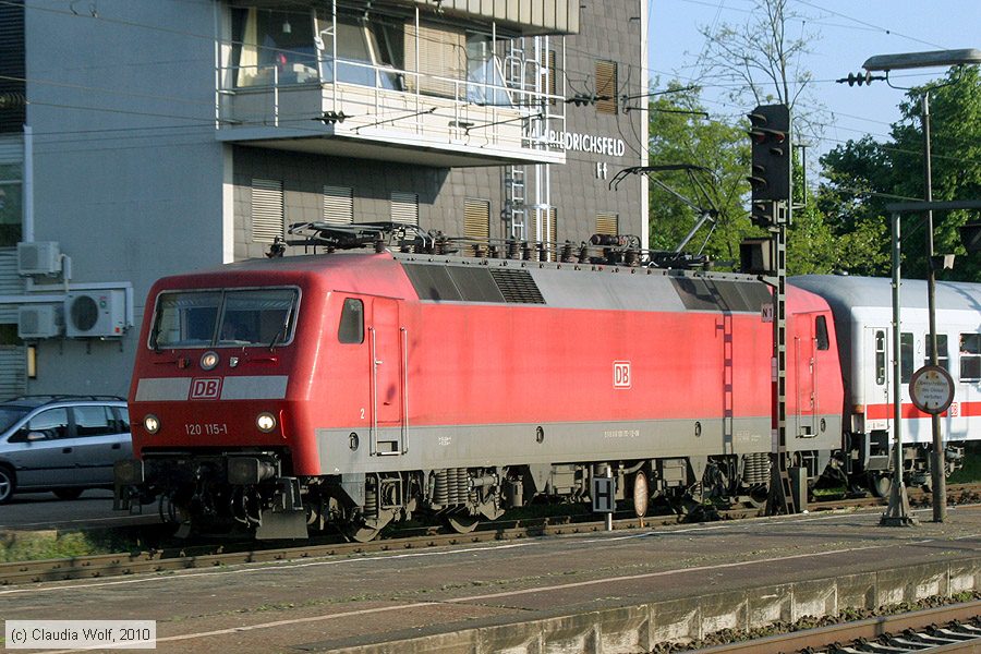 Deutsche Bahn - 120115-1
/ Bild: db1201151_cw1005210245.jpg