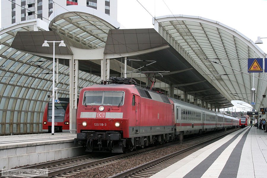 Deutsche Bahn - 120119-3
/ Bild: db1201193_bk1108050036.jpg