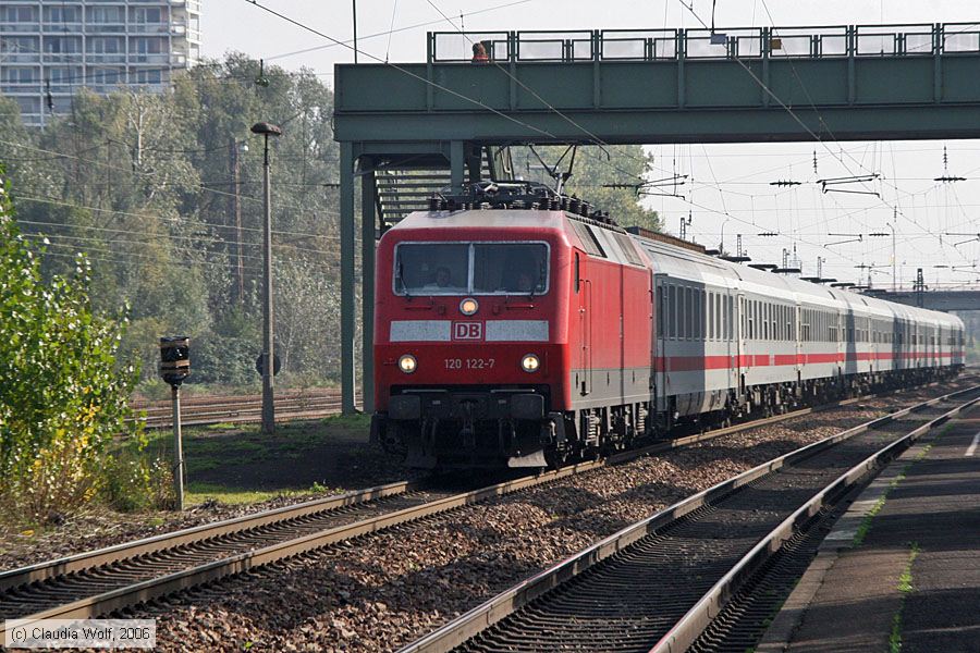 Deutsche Bahn - 120122-7
/ Bild: db1201227_cw0610180077.jpg