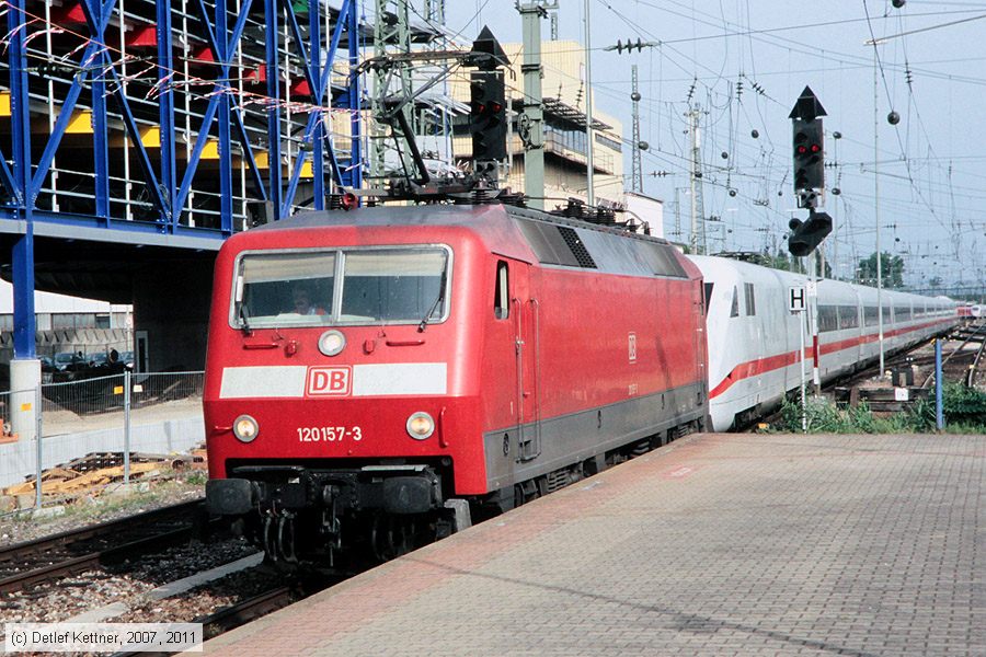 Deutsche Bahn - 120157-3
/ Bild: db1201573_dk154001.jpg