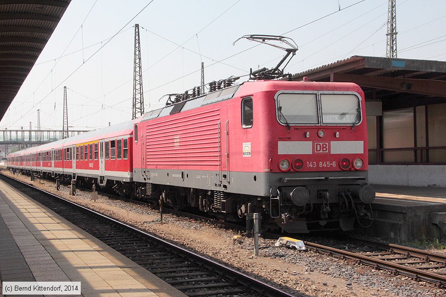 Deutsche Bahn - 143845-6
/ Bild: db1438456_bk1407250075.jpg