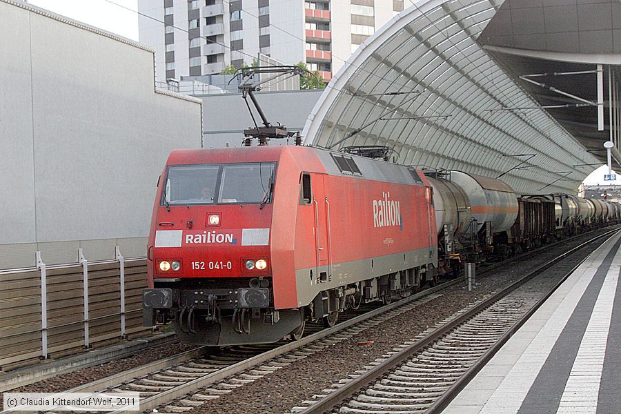 Deutsche Bahn - 152041-0
/ Bild: db1520410_cw1106210057.jpg