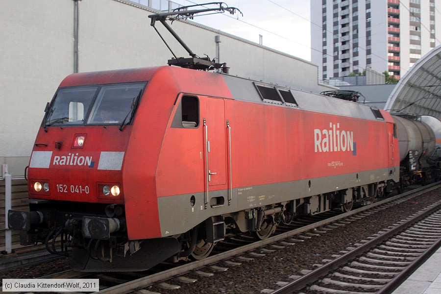 Deutsche Bahn - 152041-0
/ Bild: db1520410_cw1106210059.jpg