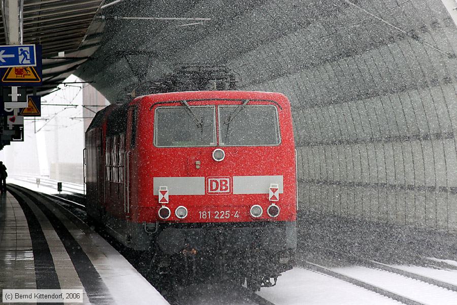 Deutsche Bahn - 181225-4
/ Bild: db1812254_bk0603030071.jpg