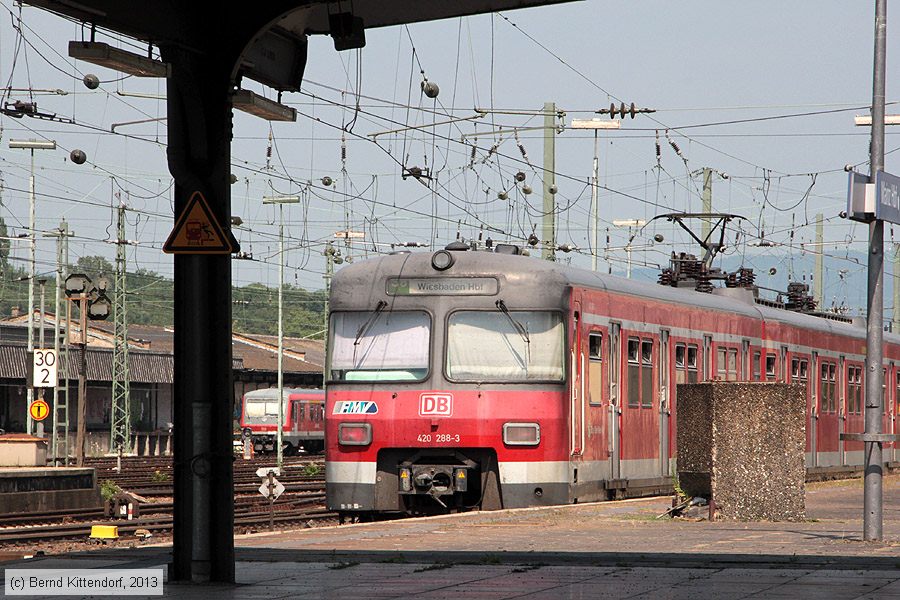 Deutsche Bahn - 420288-3
/ Bild: db4202883_bk1307170042.jpg