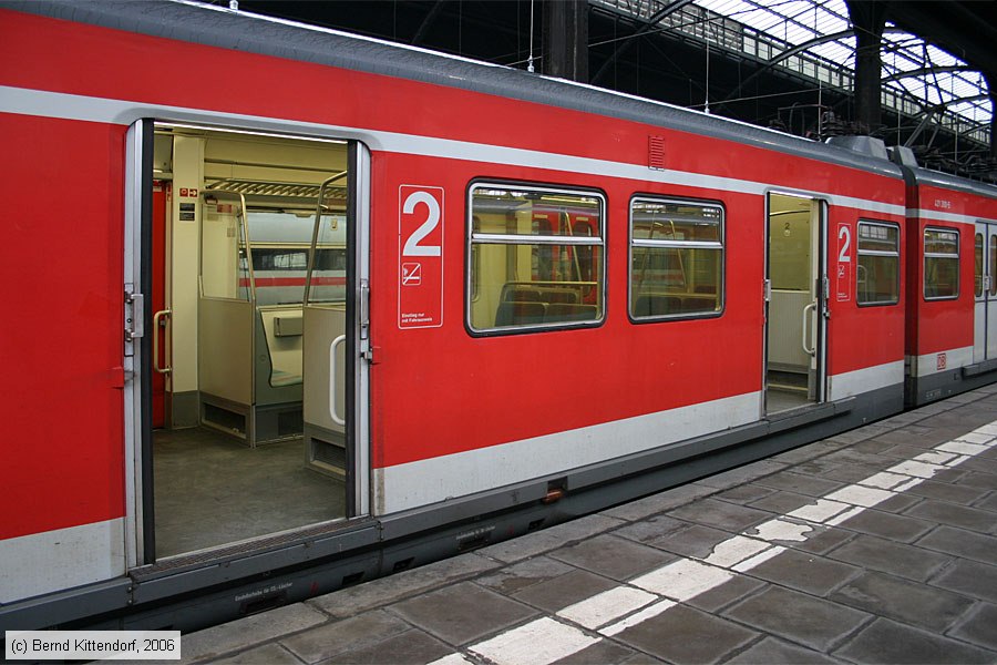 Deutsche Bahn - 420300-6
/ Bild: db4203006_bk0603110004.jpg