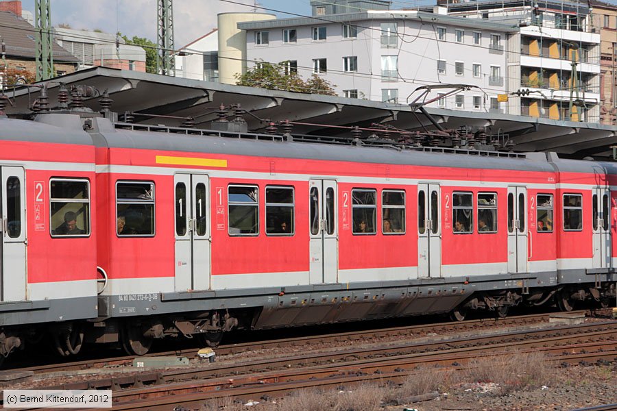 Deutsche Bahn - 421272-6
/ Bild: db4212726_bk1206140095.jpg