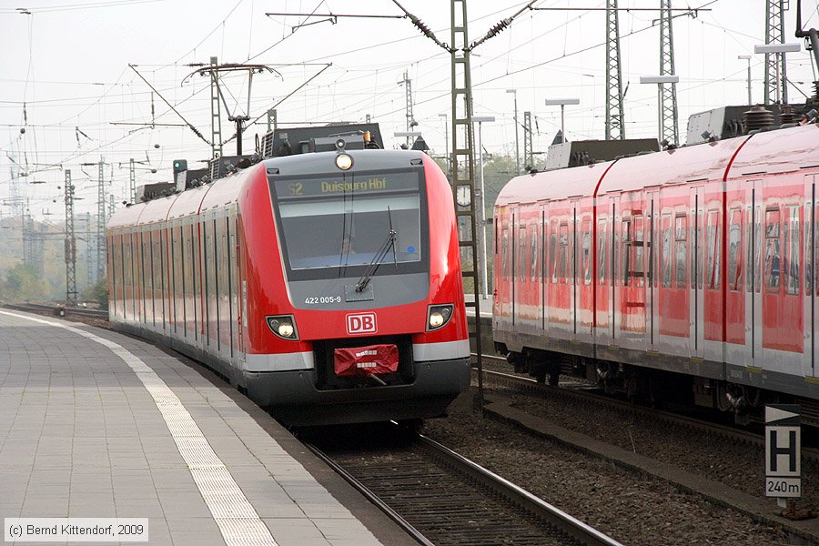 Deutsche Bahn - 422005-9
/ Bild: db4220059_bk0910230063.jpg