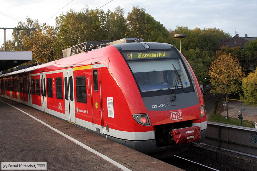 Deutsche Bahn - 422033-1
/ Bild: db4220331_bk0910210233.jpg