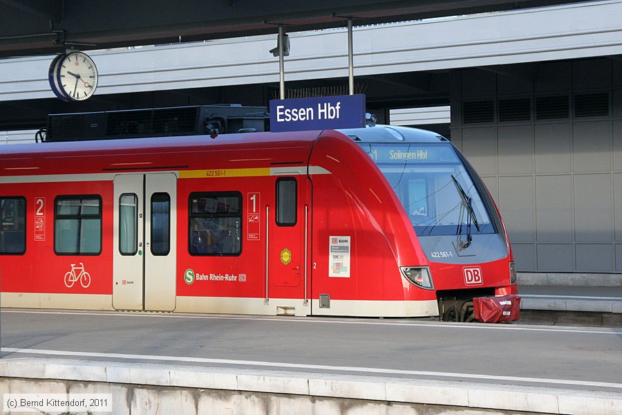 Deutsche Bahn - 422561-1
/ Bild: db4225611_bk1102160017.jpg