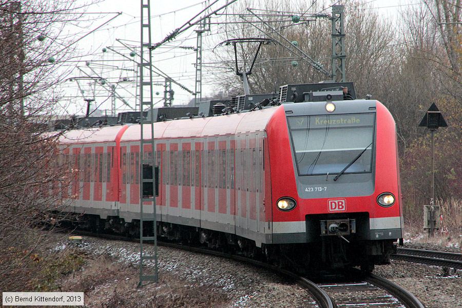 Deutsche Bahn - 423713-7
/ Bild: db4237137_bk1311280134.jpg