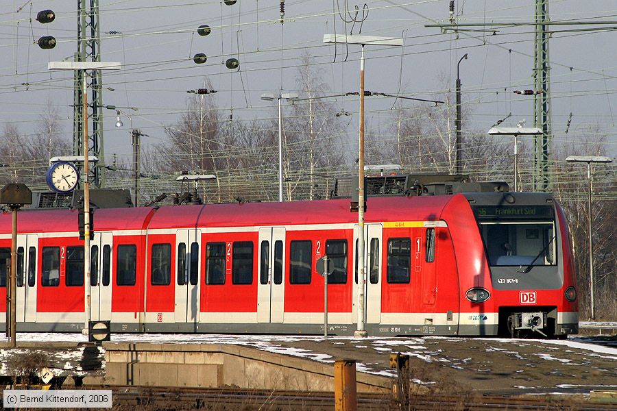 Deutsche Bahn - 423901-8
/ Bild: db4239018_e0026211.jpg