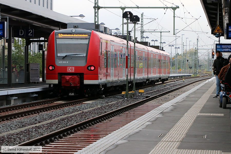 Deutsche Bahn - 425009-8
/ Bild: db4250098_bk2209200010.jpg