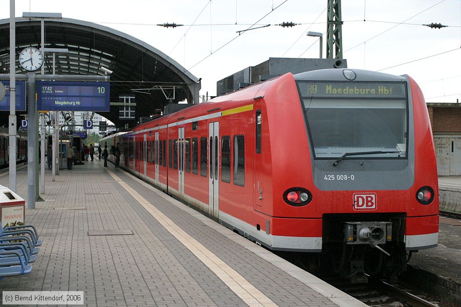 Deutsche Bahn - 425008-0
/ Bild: db4250080_bk0605140291.jpg
