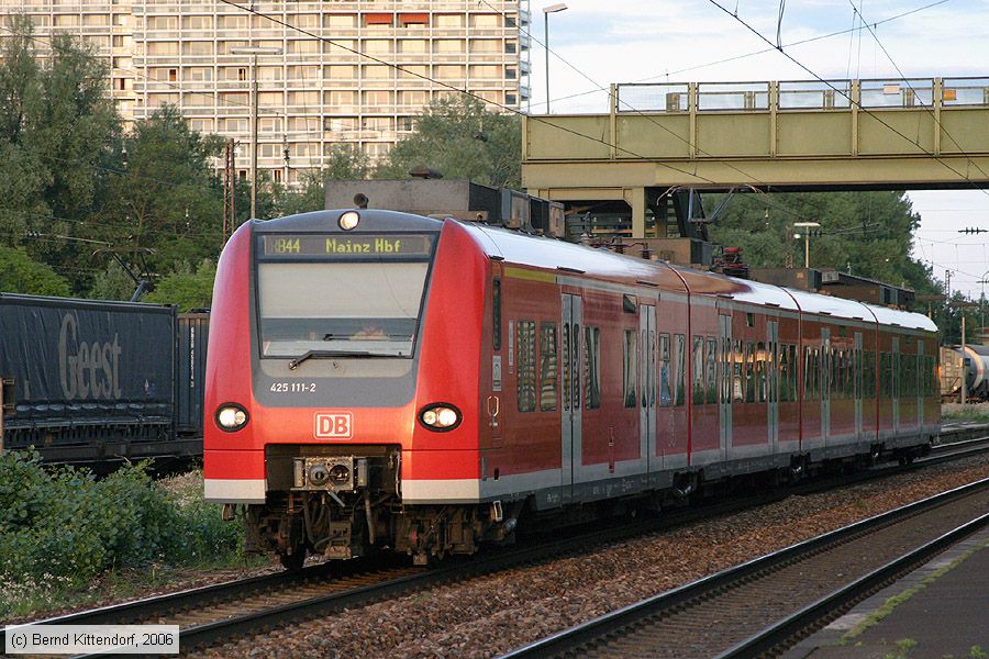 Deutsche Bahn - 425111-2
/ Bild: db4251112_bk0606070048.jpg