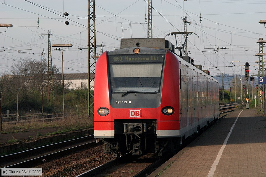 Deutsche Bahn - 425113-8
/ Bild: db4251138_cw0704060075.jpg