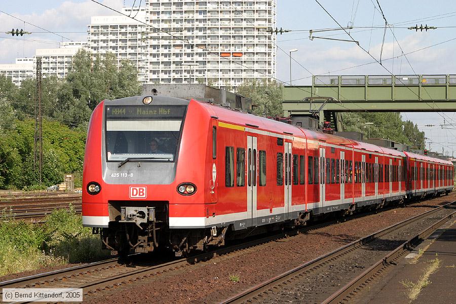 Deutsche Bahn - 425113-8
/ Bild: db4251138_e0021320.jpg