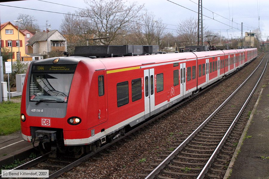 Deutsche Bahn - 425114-6
/ Bild: db4251146_bk0703210029.jpg