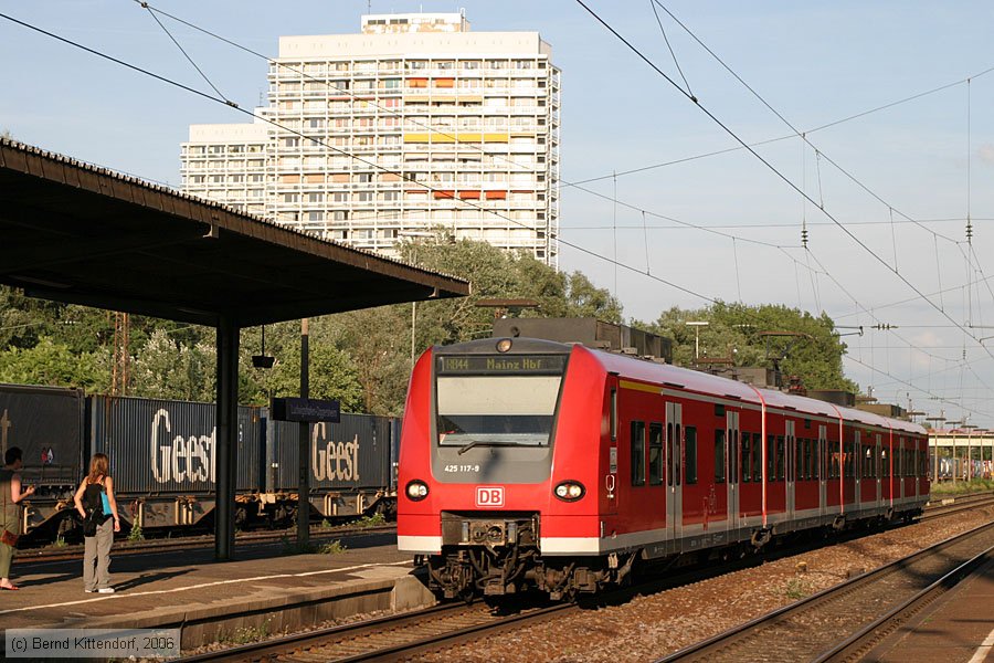 Deutsche Bahn - 425117-9
/ Bild: db4251179_bk0606210040.jpg