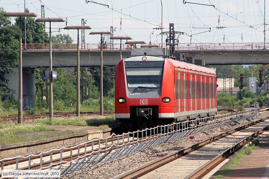 Deutsche Bahn - 425117-9
/ Bild: db4251179_cw1007310010.jpg