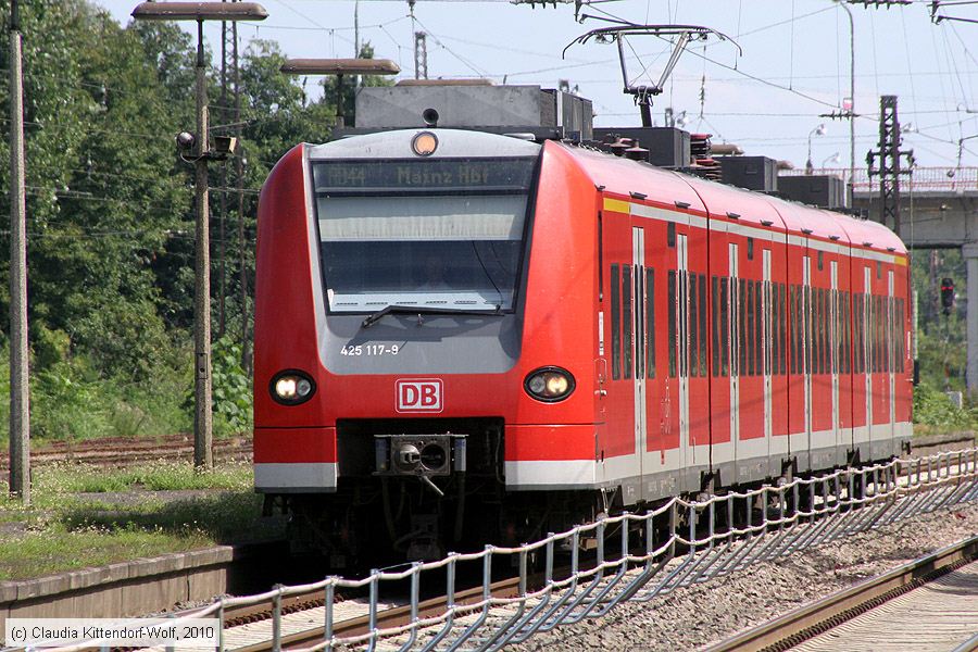 Deutsche Bahn - 425117-9
/ Bild: db4251179_cw1007310011.jpg