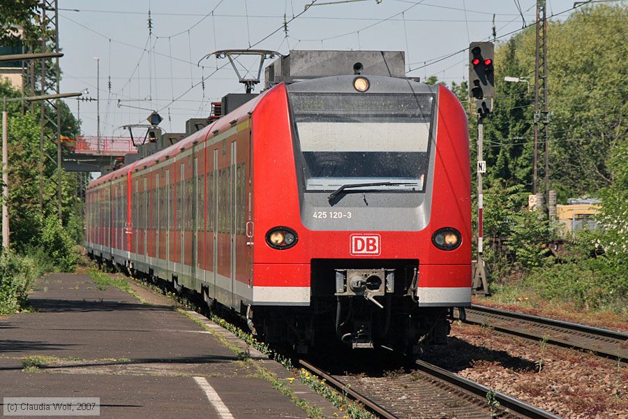 Deutsche Bahn - 425120-3
/ Bild: db4251203_cw0704300018.jpg