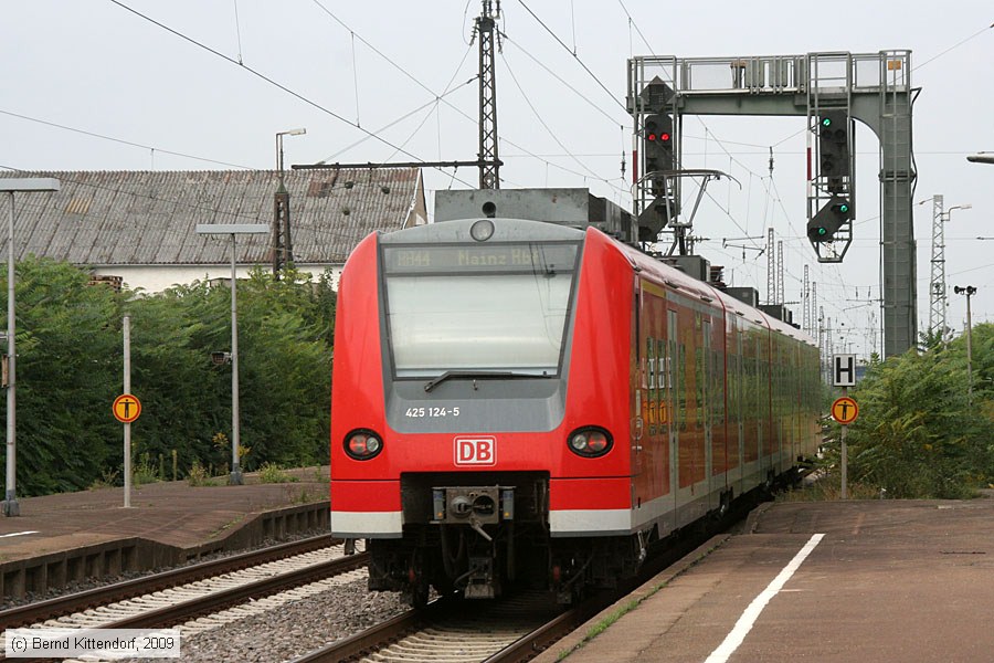 Deutsche Bahn - 425124-5
/ Bild: db4251245_bk0909100015.jpg