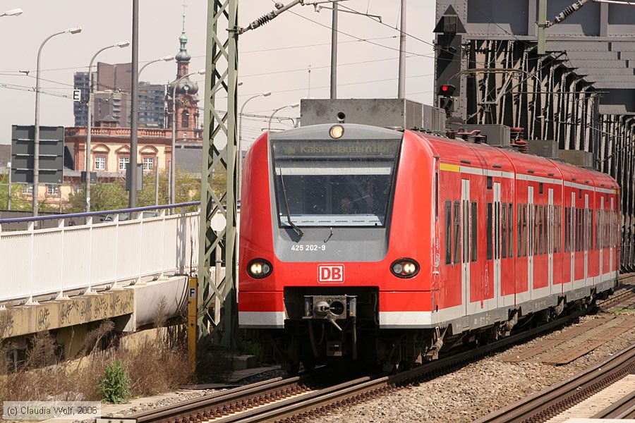 Deutsche Bahn - 425202-9
/ Bild: db4252029_cw0604290009.jpg