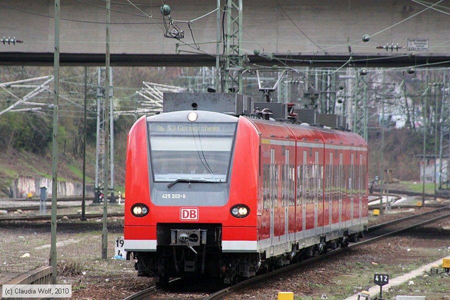 Deutsche Bahn - 425202-9
/ Bild: db4252029_cw1004050014.jpg