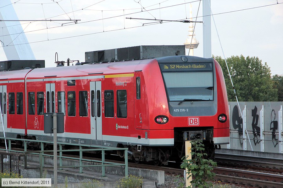 Deutsche Bahn - S-Bahn Rhein Neckar - 425210-2
/ Bild: db4252102_bk1108300055.jpg