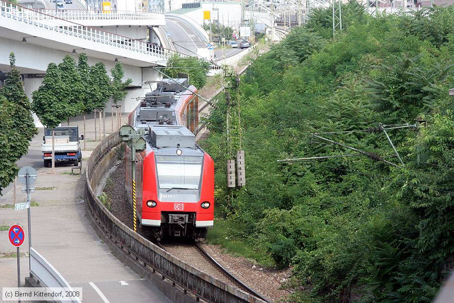 Deutsche Bahn - 425215-1
/ Bild: db4252151_bk0807310082.jpg