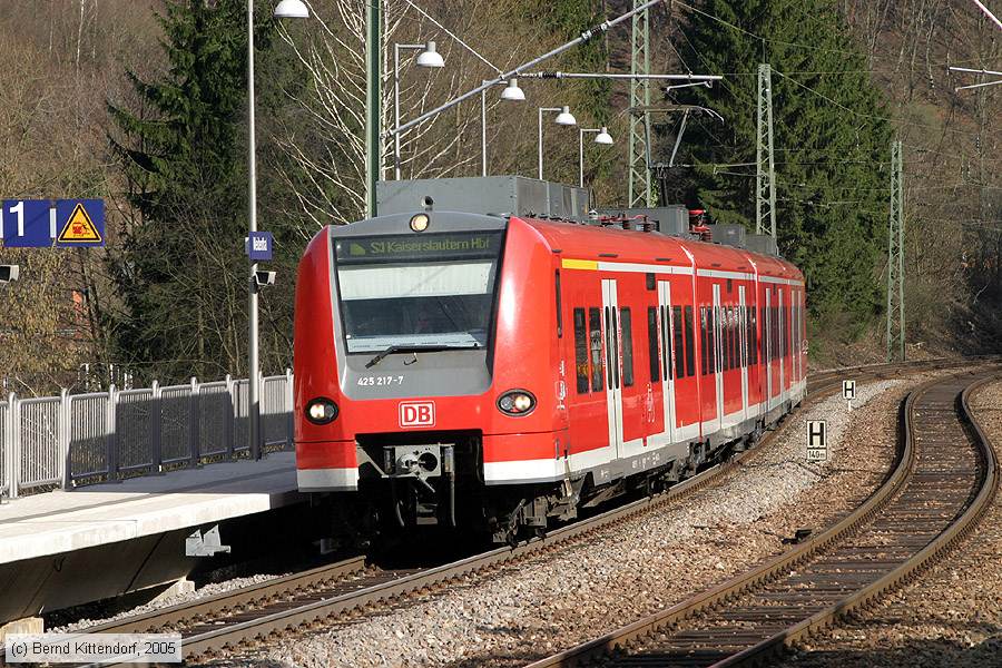 Deutsche Bahn - S-Bahn Rhein Neckar - 425217-7
/ Bild: db4252177_e0015327.jpg