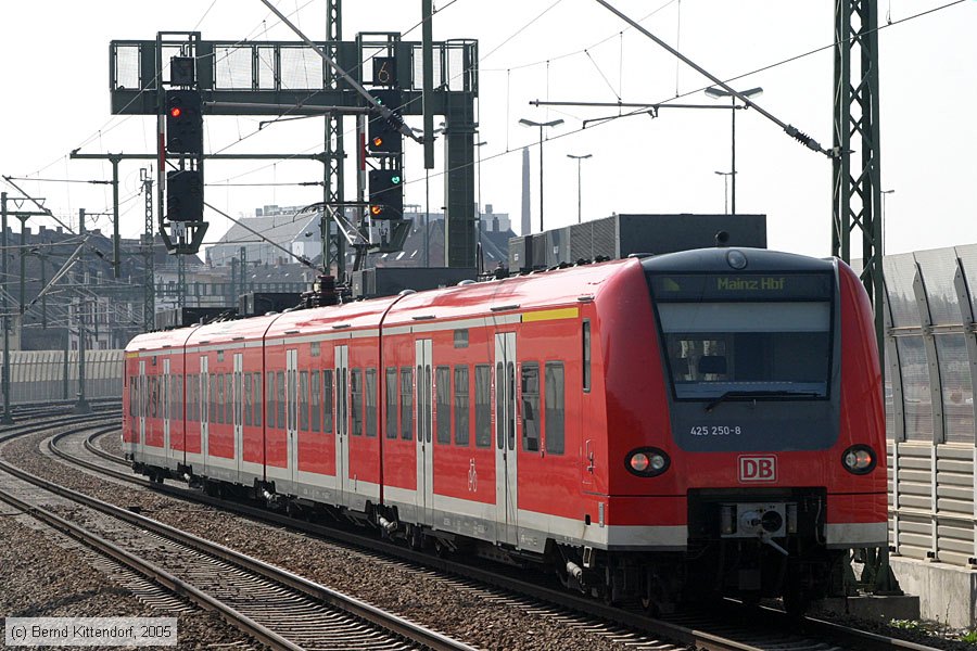 Deutsche Bahn - 425250-8
/ Bild: db4252508_e0015836.jpg