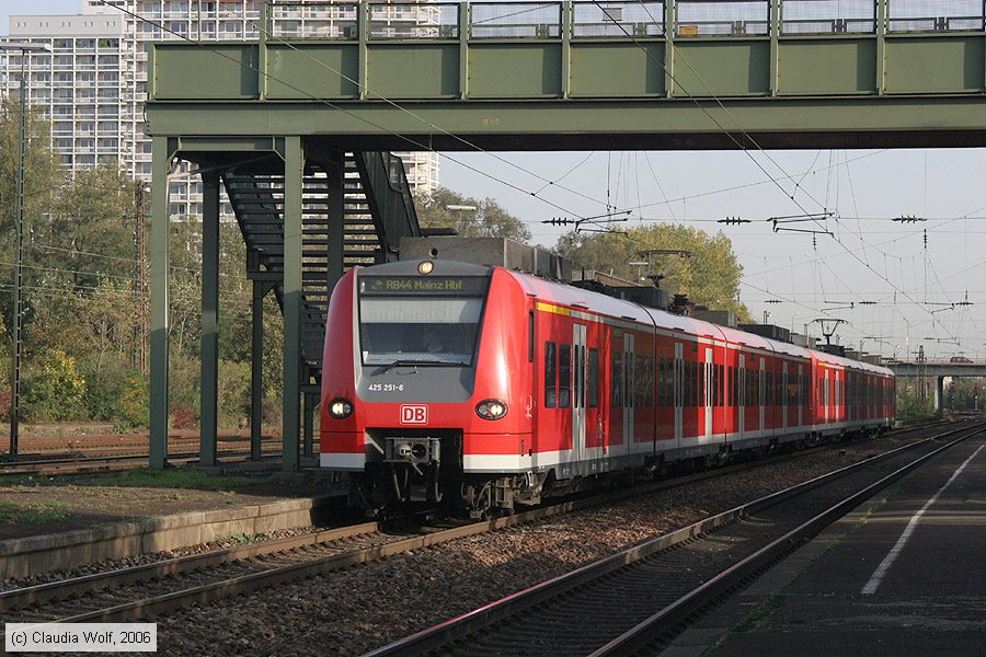 Deutsche Bahn - 425251-6
/ Bild: db4252516_cw0610260014.jpg
