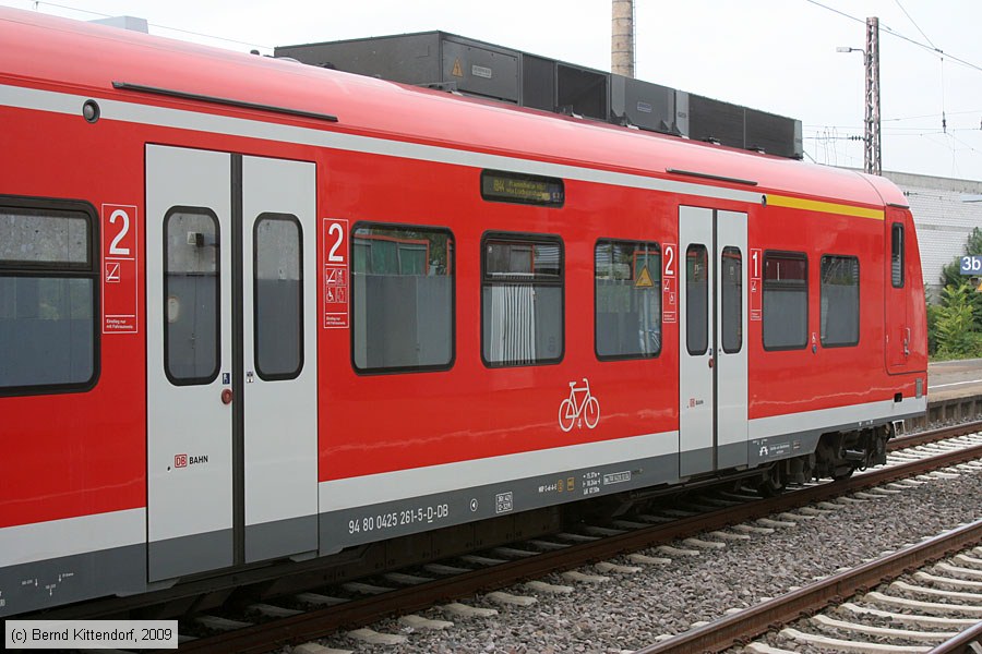 Deutsche Bahn - 425261-5
/ Bild: db4252615_bk0909100009.jpg