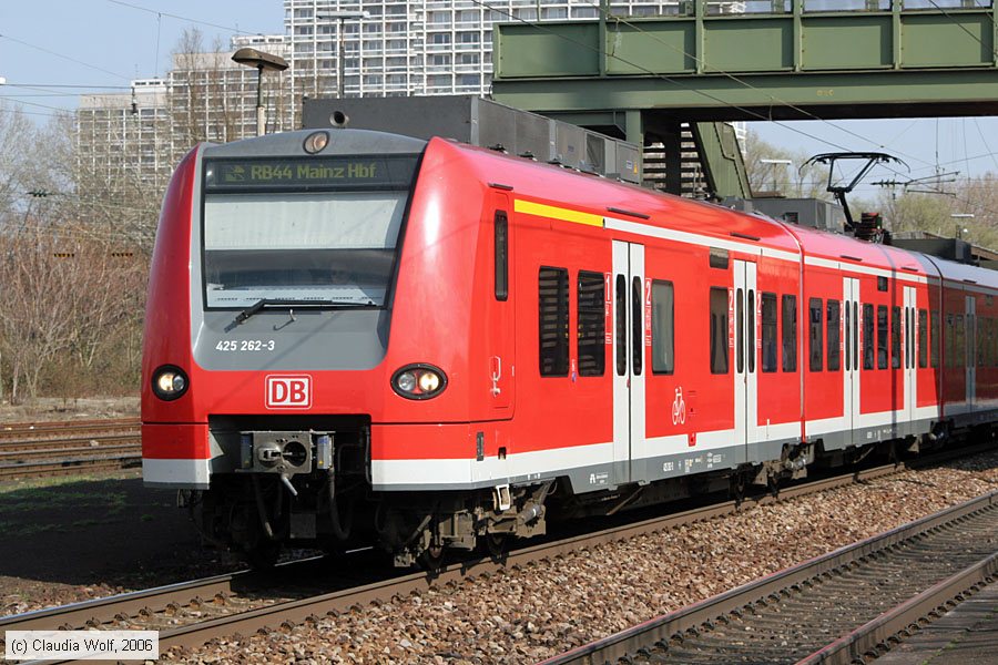 Deutsche Bahn - 425262-3
/ Bild: db4252623_cw0604070049.jpg
