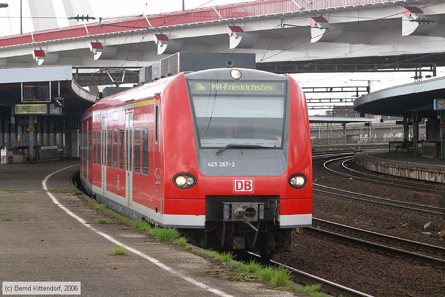 Deutsche Bahn - 425267-2
/ Bild: db4252672_bk0604020056.jpg