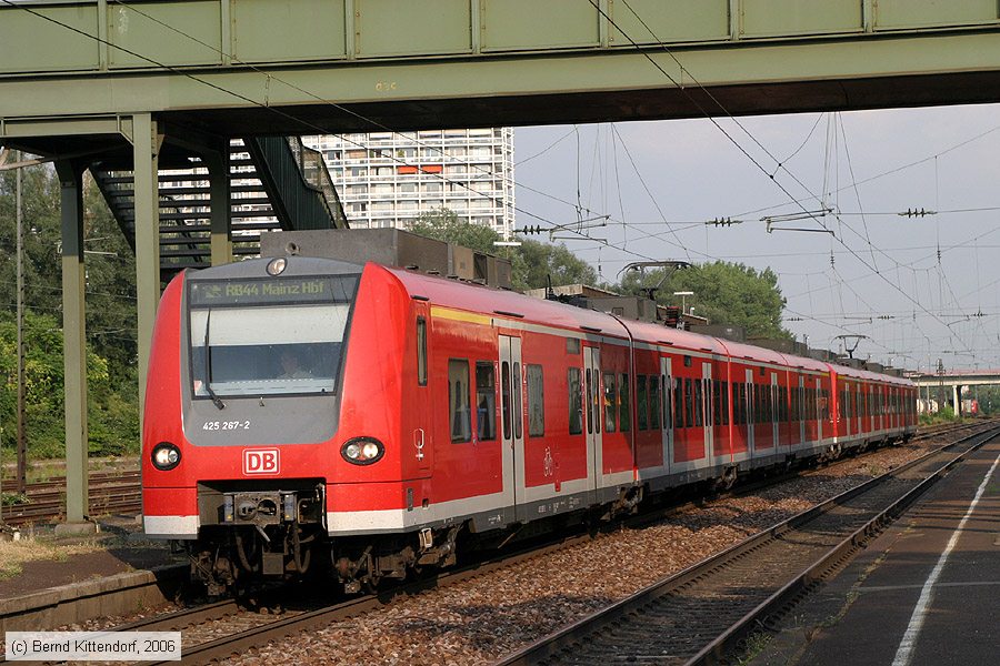 Deutsche Bahn - 425267-2
/ Bild: db4252672_bk0607270030.jpg