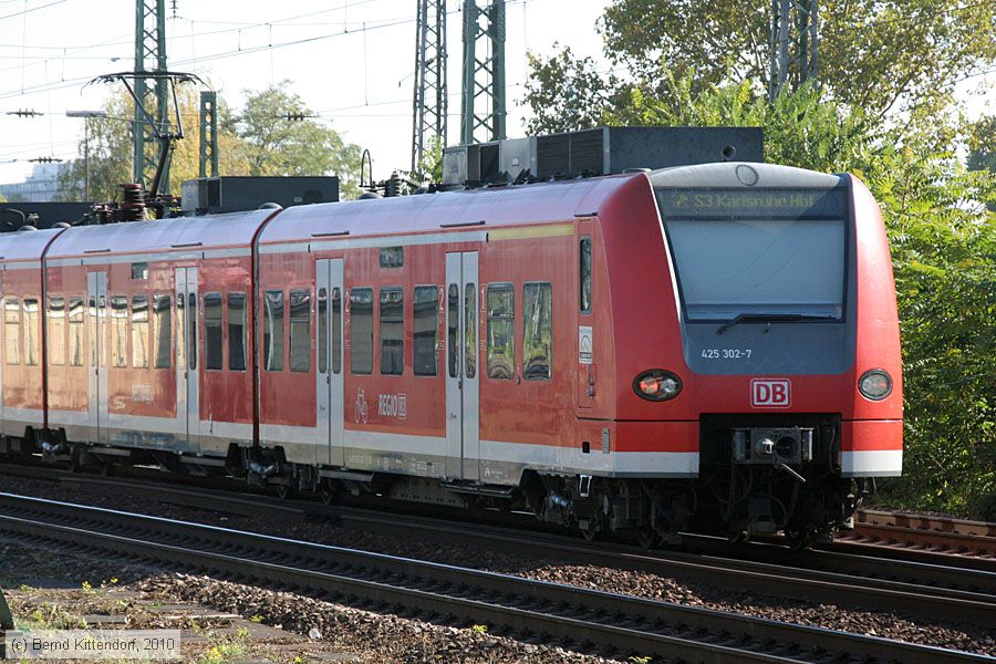 Deutsche Bahn - 425302-7
/ Bild: db4253027_bk1010100041.jpg