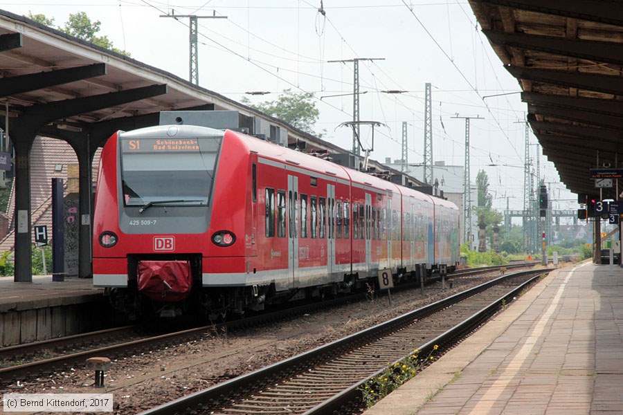 Deutsche Bahn - 425509-7
/ Bild: db4255097_bk1707100150.jpg