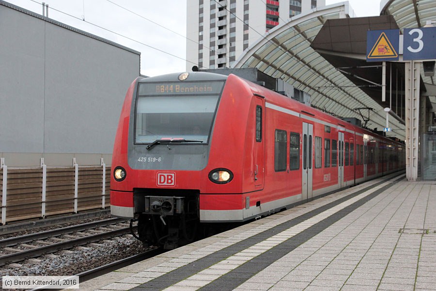 Deutsche Bahn - 425519-6
/ Bild: db4255196_bk1601150006.jpg