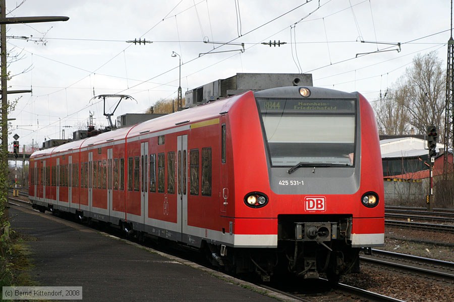 Deutsche Bahn - 425531-1
/ Bild: db4255311_bk0803250001.jpg